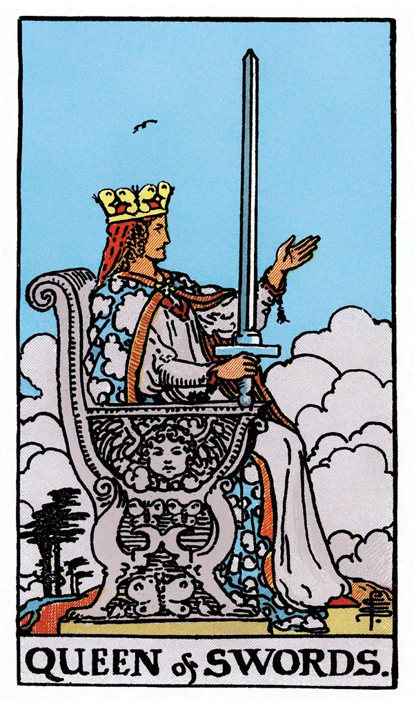 Ý nghĩa lá bài Queen of Swords